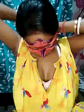 Snapshot of Bengoli--bhabhi chatting on 03-10-25, 04:03 Bengoli--bhabhi online show from 03-10-25, 04:03