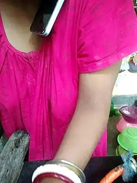 Snapshot of Bengoli--bhabhi chatting on 09-11-25, 07:08 Bengoli--bhabhi online show from 09-11-25, 07:08