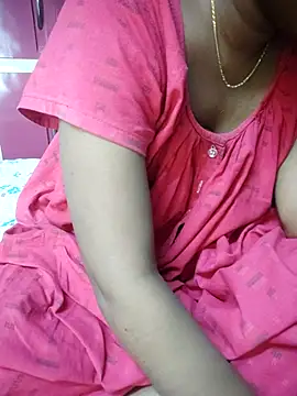 Snapshot of Bengoli--bhabhi chatting on 10-20-25, 07:53 Bengoli--bhabhi online show from 10-20-25, 07:53
