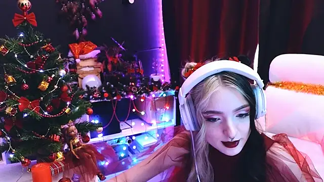 Snapshot of Avi_Nile chatting on 12-26-24, 02:55 Avi Nile online show from 12-26-24, 02:55