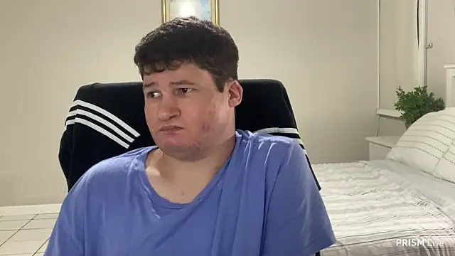 Snapshot of Lorenzo_hernandez chatting on 01-18-25, 09:34 Lorenzo hernandez online show from 01-18-25, 09:34