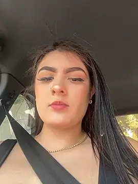 IrisBaker online show from 01-11-25, 05:07