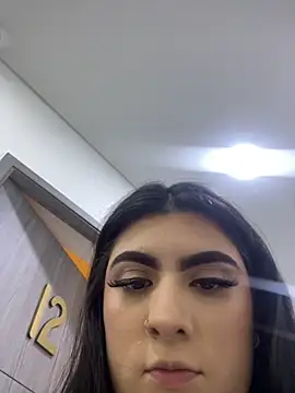 IrisBaker online show from 09-15-25, 09:04