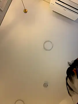 IrisBaker online show from 11-25-25, 09:15