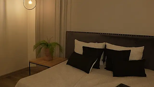 Snapshot of IrisBaker chatting on 02-06-26, 10:13 IrisBaker online show from 02-06-26, 10:13