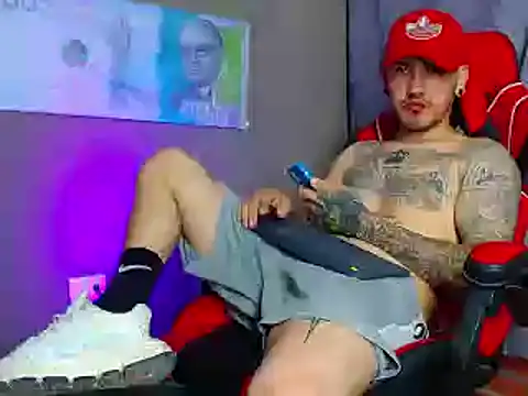 Snapshot of smoker445 chatting on 03-11-25, 02:54 smoker445 online show from 03-11-25, 02:54