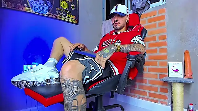 Snapshot of smoker445 chatting on 09-29-25, 11:53 smoker445 online show from 09-29-25, 11:53