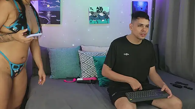 Snapshot of Cleoanubis- chatting on 10-21-25, 09:43 Cleoanubis- online show from 10-21-25, 09:43