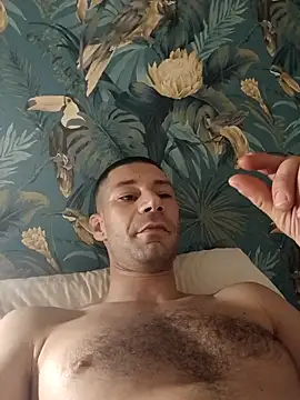 litleboy92 online show from 03-18-26, 02:37