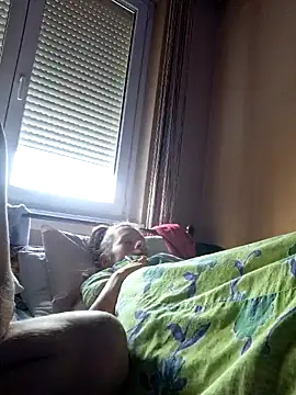 Huncutkuki online show from 02-16-25, 01:38