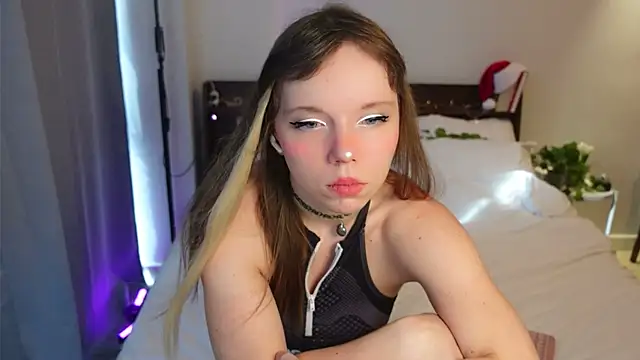 Ayra Lust online show from 01-13-25, 07:11