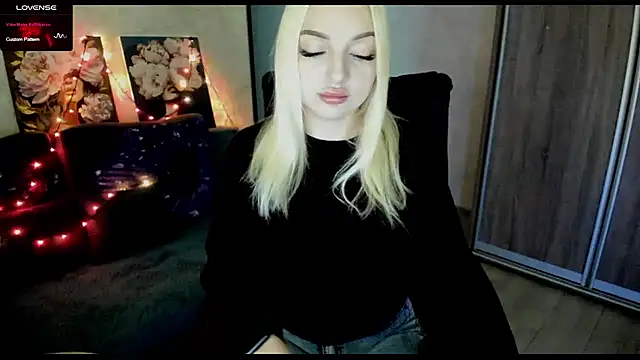 Stella  Cox online show from 11-02-25, 06:16