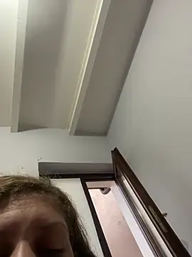 Snapshot of andreinitahg chatting on 01-03-25, 04:27 andreinitahg online show from 01-03-25, 04:27