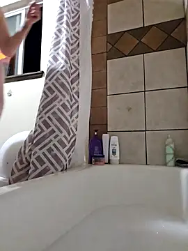 Paynted Lady online show from 11-22-25, 08:24