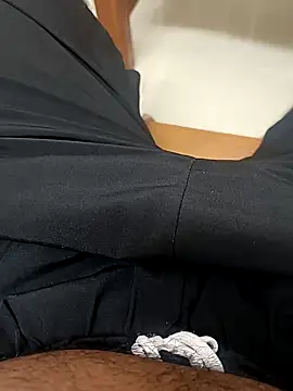 Snapshot of sat_1234 chatting on 01-20-25, 01:28 sat 1234 online show from 01-20-25, 01:28