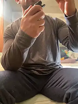 FumesClouds online show from 01-02-25, 08:13