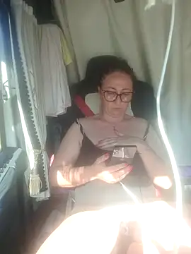 Snapshot of cuplubijoanna chatting on 03-05-25, 01:28 cuplubijoanna online show from 03-05-25, 01:28