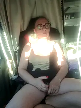 Snapshot of cuplubijoanna chatting on 03-05-25, 04:35 cuplubijoanna online show from 03-05-25, 04:35