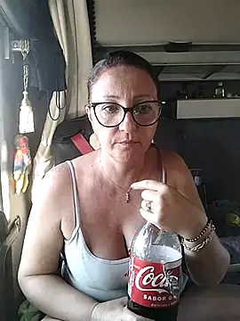 Snapshot of cuplubijoanna chatting on 10-06-25, 03:53 cuplubijoanna online show from 10-06-25, 03:53