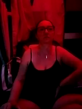 Snapshot of cuplubijoanna chatting on 10-29-25, 06:26 cuplubijoanna online show from 10-29-25, 06:26