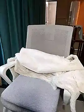 Snapshot of palzkybi123 chatting on 01-11-25, 02:41 palzkybi123 online show from 01-11-25, 02:41