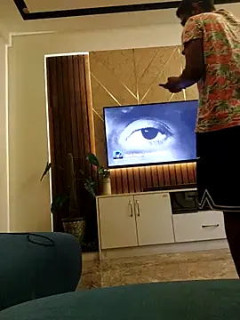 SexyMama boy online show from 10-03-25, 04:04