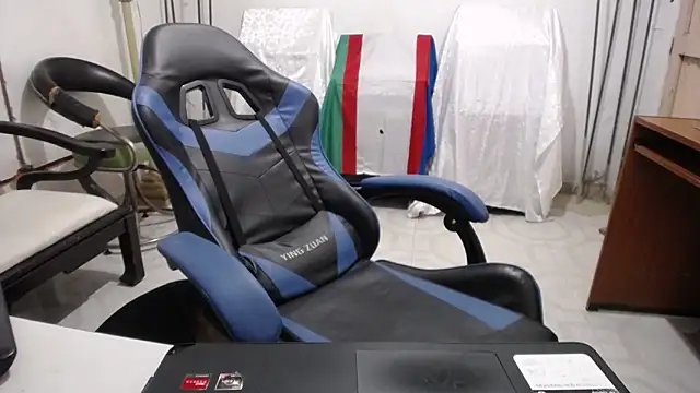 yohatinelly07 online show from 11-23-25, 09:03