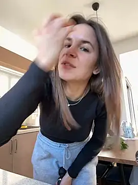 JuicyFruits93 online show from 01-03-25, 06:01