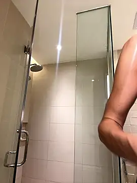 JuicyFruits93 online show from 01-14-26, 06:52