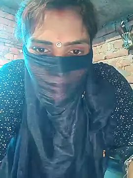 Snapshot of Simaran_bhabhi chatting on 02-06-25, 08:50 Simaran bhabhi online show from 02-06-25, 08:50