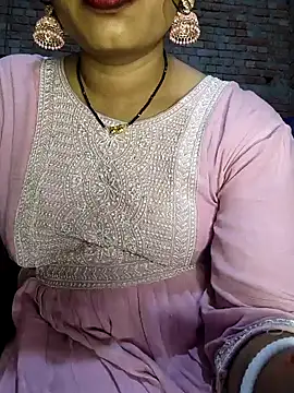 Snapshot of Simaran_bhabhi chatting on 02-07-25, 03:41 Simaran bhabhi online show from 02-07-25, 03:41