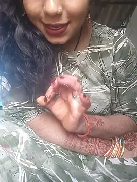 Snapshot of Simaran_bhabhi chatting on 10-14-25, 01:17 Simaran bhabhi online show from 10-14-25, 01:17