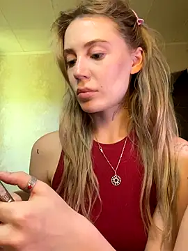 Snapshot of meanexx chatting on 09-23-25, 08:06 meanexx online show from 09-23-25, 08:06