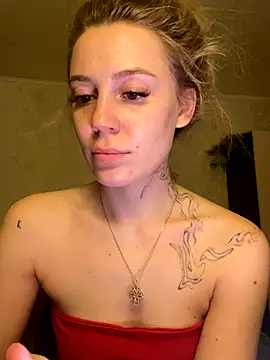 Snapshot of meanexx chatting on 10-18-25, 01:34 meanexx online show from 10-18-25, 01:34