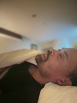 1BeautyN1Beast online show from 03-01-26, 04:03