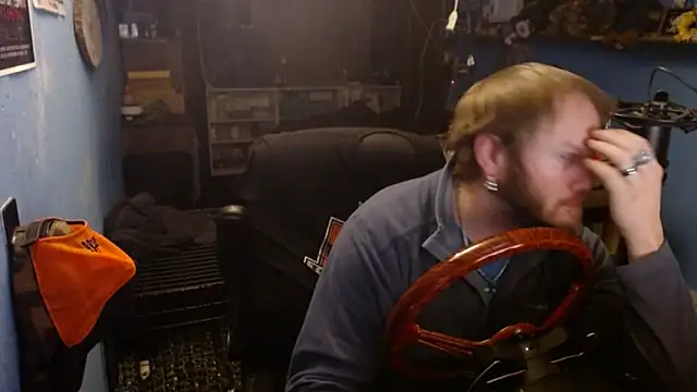 Snapshot of long_thinmint86 chatting on 02-27-25, 01:07 long thinmint86 online show from 02-27-25, 01:07