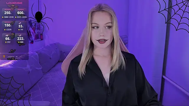 Honey blonde online show from 10-31-25, 10:00