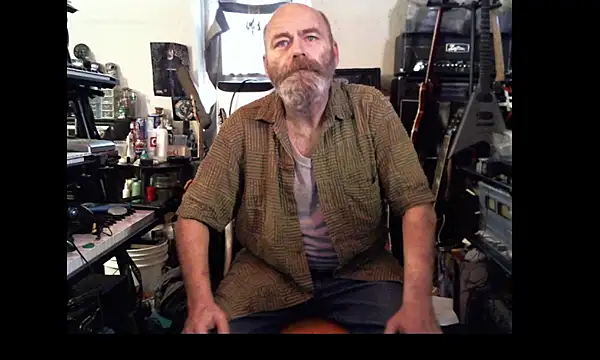 SirGarMack online show from 02-18-26, 05:09