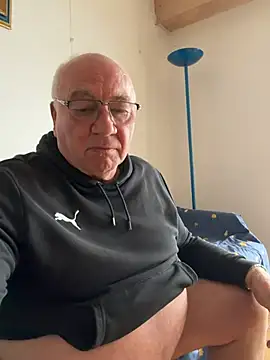 biggandybig online show from 04-11-26, 07:56