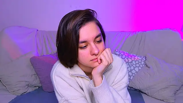 Snapshot of Celine_Dionn chatting on 05-16-26, 10:36 Celine Dionn online show from 05-16-26, 10:36