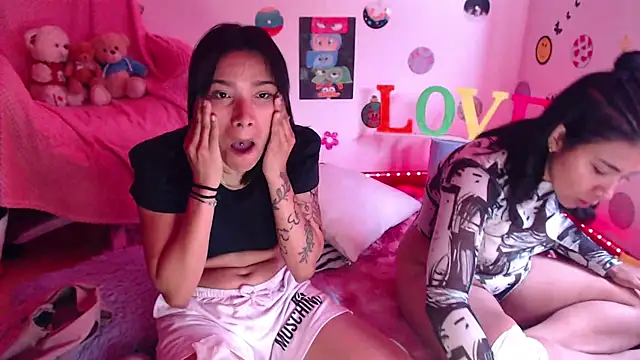 Snapshot of Yaumiko chatting on 03-13-25, 02:01 Yaumiko online show from 03-13-25, 02:01