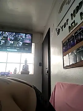 Snapshot of Yaumiko chatting on 09-11-25, 05:35 Yaumiko online show from 09-11-25, 05:35