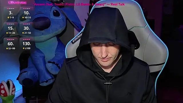 Snapshot of Gil_gamesh90 chatting on 10-04-25, 06:28 Gil gamesh90 online show from 10-04-25, 06:28