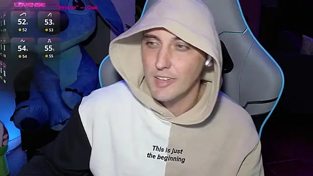 Snapshot of Gil_gamesh90 chatting on 10-14-25, 05:58 Gil gamesh90 online show from 10-14-25, 05:58