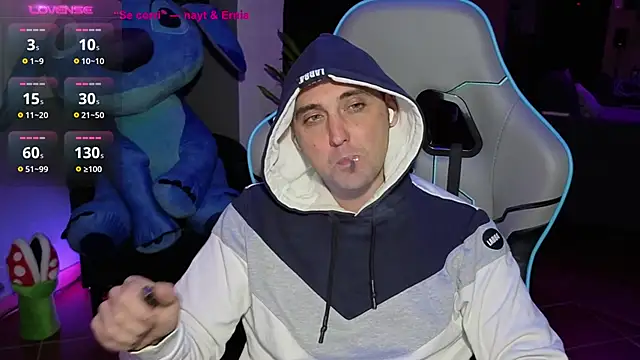 Snapshot of Gil_gamesh90 chatting on 11-19-25, 08:20 Gil gamesh90 online show from 11-19-25, 08:20