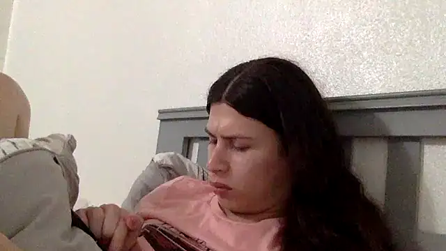 JaxcyVelez online show from 06-20-26, 08:33