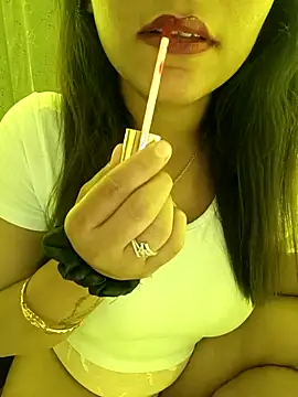 Divya girl online show from 03-05-25, 05:39