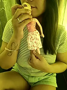 Divya girl online show from 03-11-25, 01:12