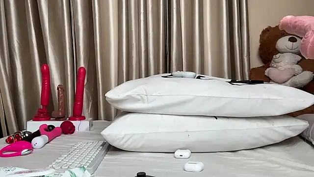 SexyAudreyFuck online show from 01-06-26, 08:18