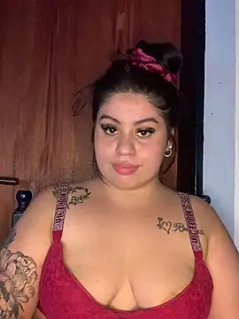 NenaRicaok online show from 02-07-25, 07:27